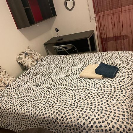 Joli Appartement Sur Αιξ-αν-Προβάνς Εξωτερικό φωτογραφία